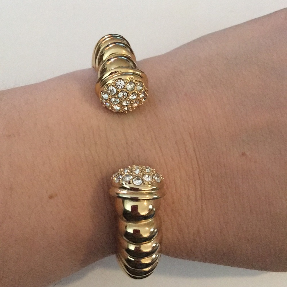 Vintage Lady Remington/Lia Sophia Gold Tone cuff
